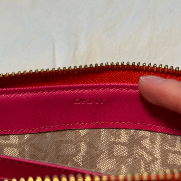 DKNY Summer Spring Wallet Coral - Picture 7 of 10